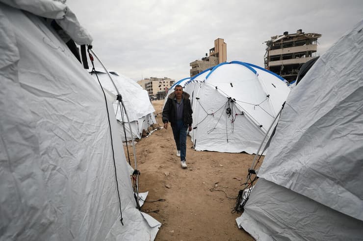 אוהלים ל פליטים ב שג'אעייה בעיר עזה 