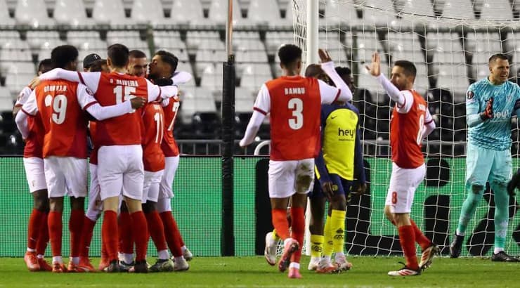 שחקני בראגה חוגגים (רויטרס) שחקני בראגה חוגגים