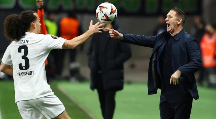 רובי קין על הקווים (רויטרס) רובי קין על הקווים