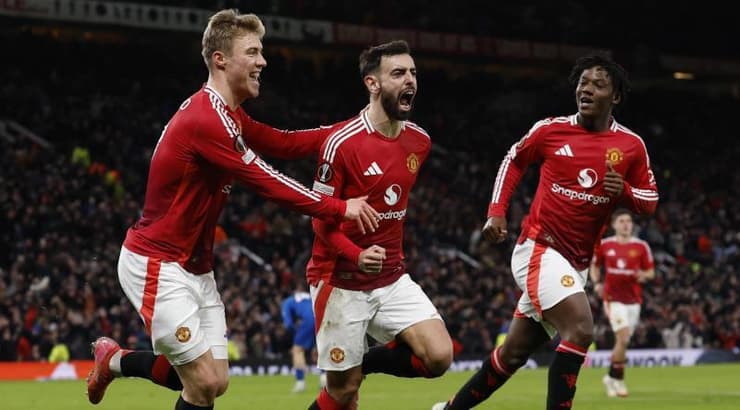 שחקני מנצ׳סטר יונייטד בטירוף (רויטרס) שחקני מנצ׳סטר יונייטד בטירוף