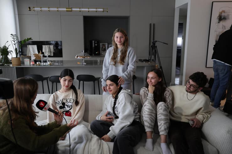 חגיגות השחרור של דניאלה גלבוע (צילום: אביגיל עוזי) דניאלה גלבוע שבה ארצה