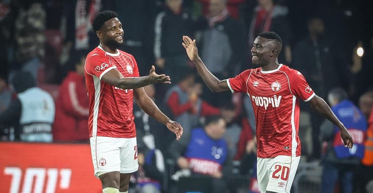 הצמד הטוב בליגה. קנגאווה ו-ונטורה (צילום: עוז מועלם) קינגס קנגאווה ולוקאס ונטורה