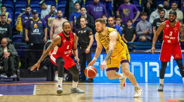 נתנאל ארצי וכריס ג'ונסון (רועי כפיר) נתנאל ארצי וכריס ג'ונסון