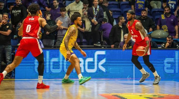 קאדין קרינגטון (רועי כפיר) קאדין קרינגטון