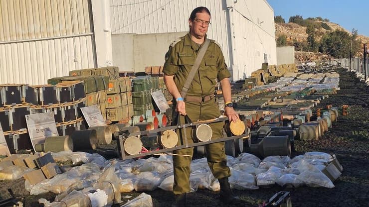 מזוודת מוקשים שחיכתה לרדואן מוצגת בתערוכת שלל של צה"ל