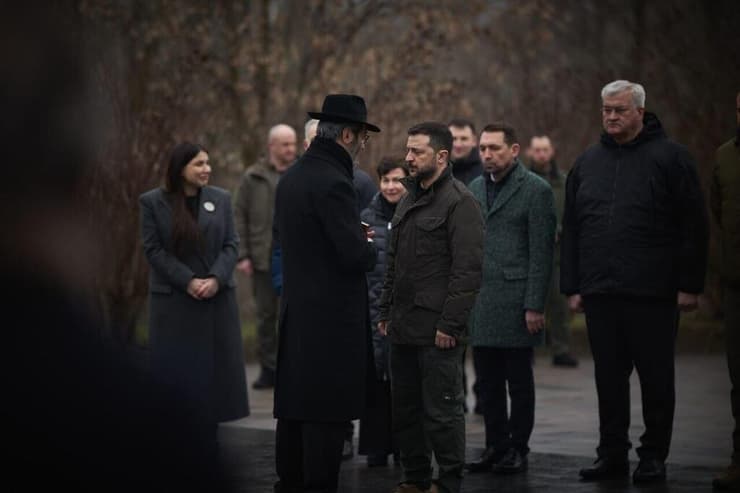 זלנסקי בטקס בבאבי יאר