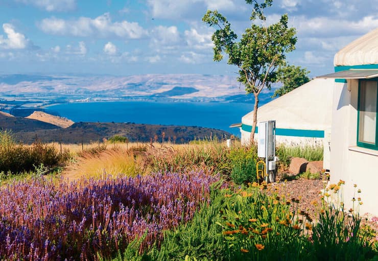 לינה בכפר בקצה ההר, גבעת יואב | צילום: הכפר בקצה ההר yk14231563