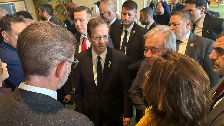 יצחק הרצוג מפגיש בין מזכ"ל האו"ם למשפחתו של עומר נאוטרה  בעצרת השנתית המיוחדת של האו״ם לרגל יום השואה הבינלאומי