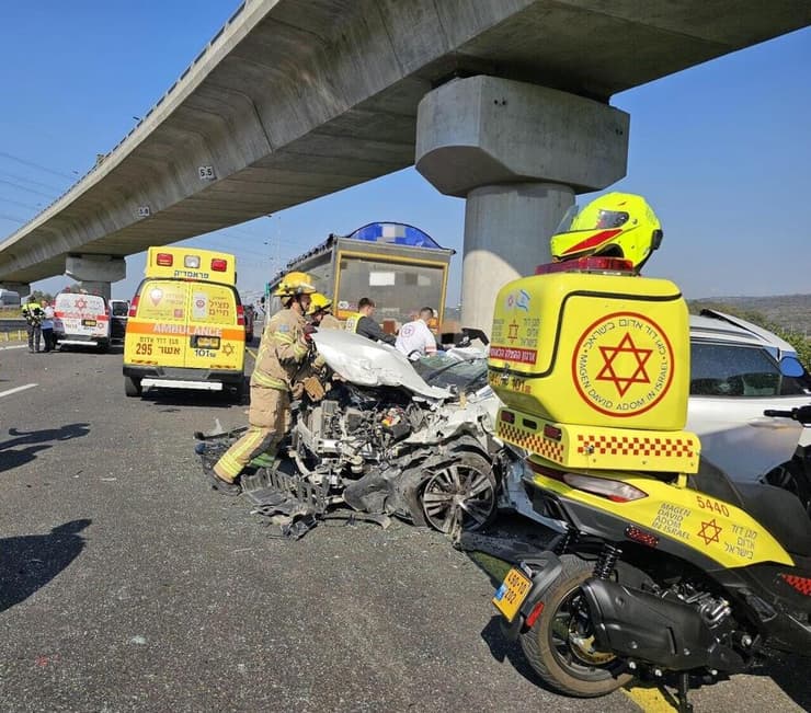 זירת תאונת הדרכים במרחב העמקים