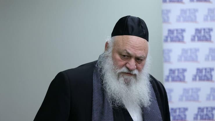 יצחק גולדקנופף