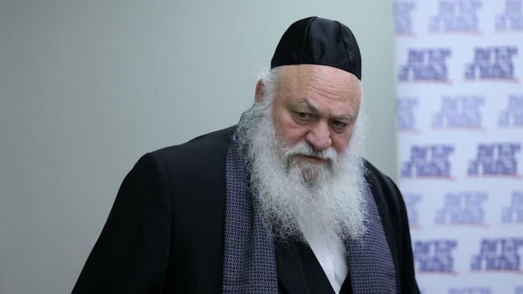 יצחק גולדקנופף