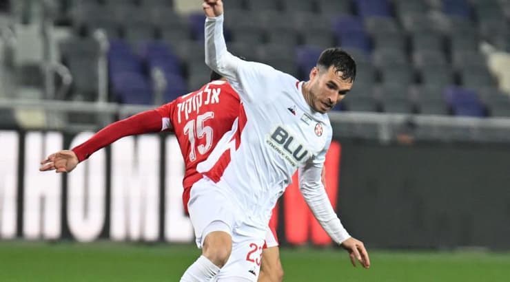 אוהד רבינוביץ' מול רועי אלקוקין