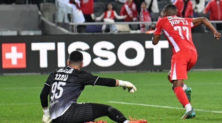 יעקב בריהון חוגג