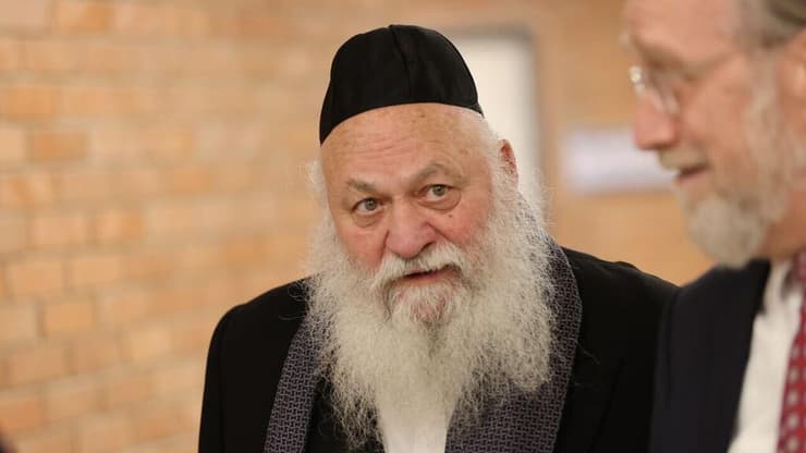 יצחק גולדקנופף