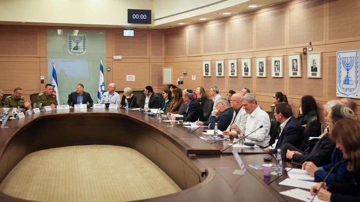 ועדת החוץ והביטחון