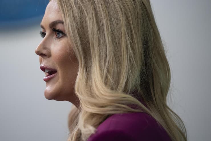 קרוליין לוויט דוברת הבית הלבן