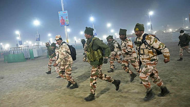 הרוגים באירוע דריסה בפסטיבל המאהא קומבה מלה בהודו