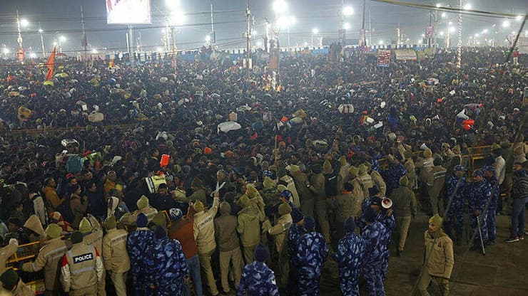 הרוגים באירוע דריסה בפסטיבל המאהא קומבה מלה בהודו
