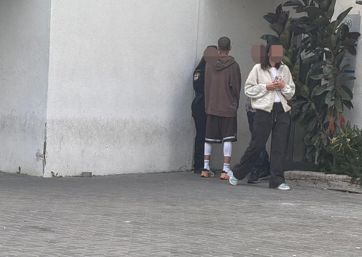 המאמן מיבנה מגיש תלונה במשטרת יבנה 