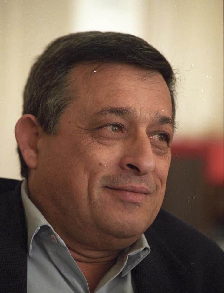 לא ידע את סוג המכונית בה הוא נוהג, כי זה לא אכפת לו. מרגלית (צילום: דוד רובינגר) דן מרגלית