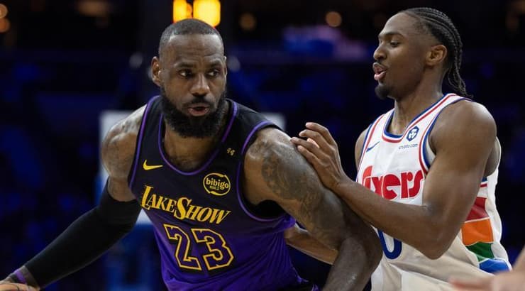 טייריס מקסי מול לברון ג'יימס