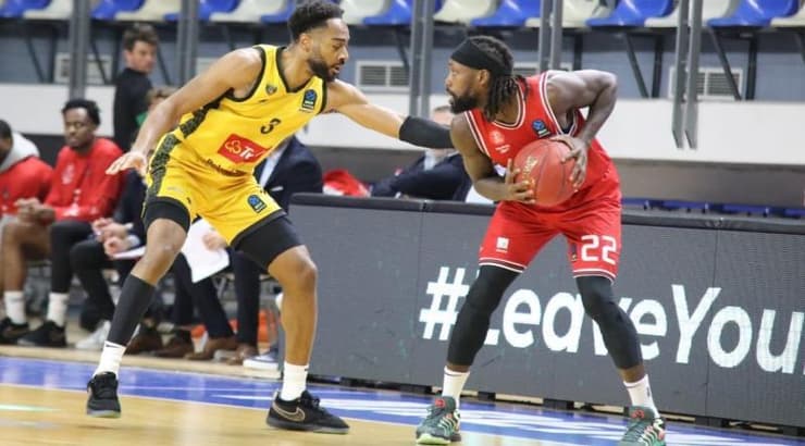 פטריק בברלי בפעולה (אחר) פטריק בברלי בפעולה