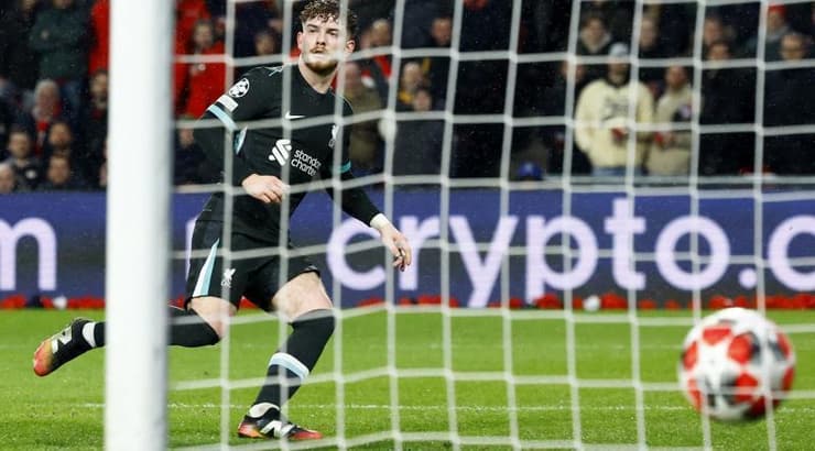 הארווי אליוט כובש (רויטרס) הארווי אליוט כובש