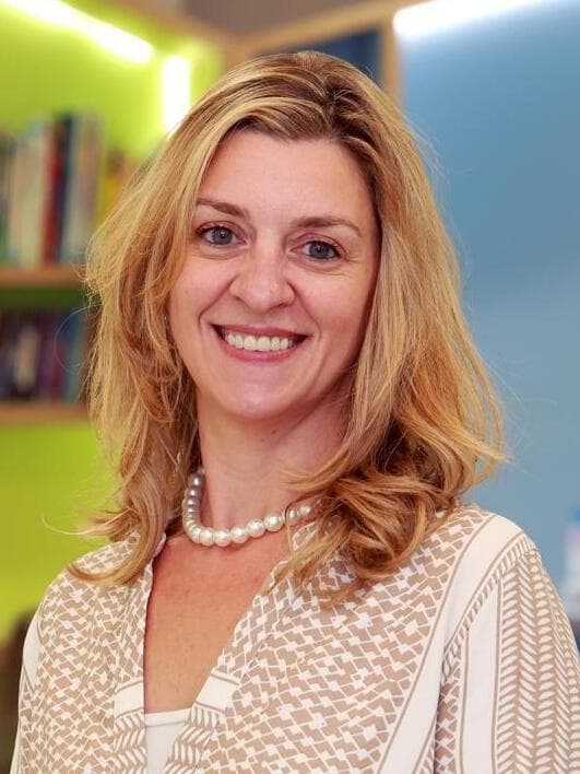 ד"ר מריאלה מושבה