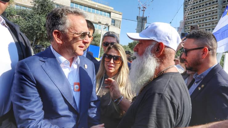 צילום: דנה קופל סטיב וויטקוף בכיכר החטופים