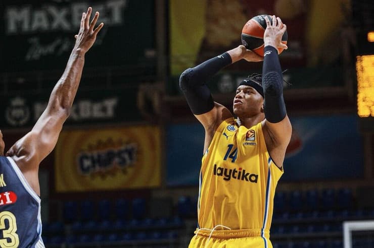 שחקן מכבי ת"א חסיאל ריברו