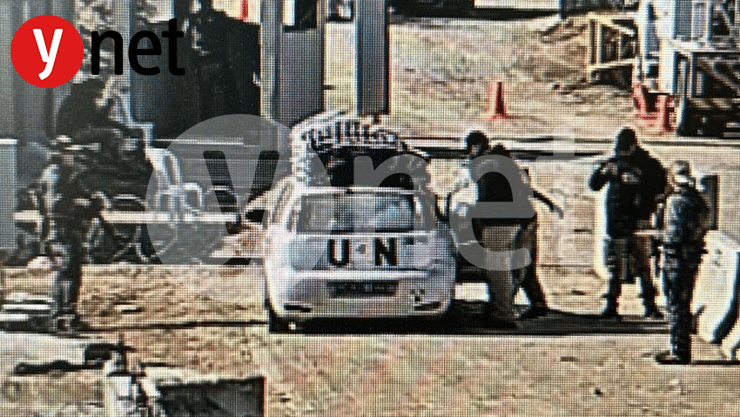 סימן מים  חברת האבטחה האמריקאית בציר נצרים תפסה רכב פלסטיני שניסה להתחזות לרכב של האו"ם