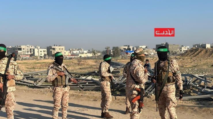 הכנות לטקס מסירת החטופים בחאן יונס