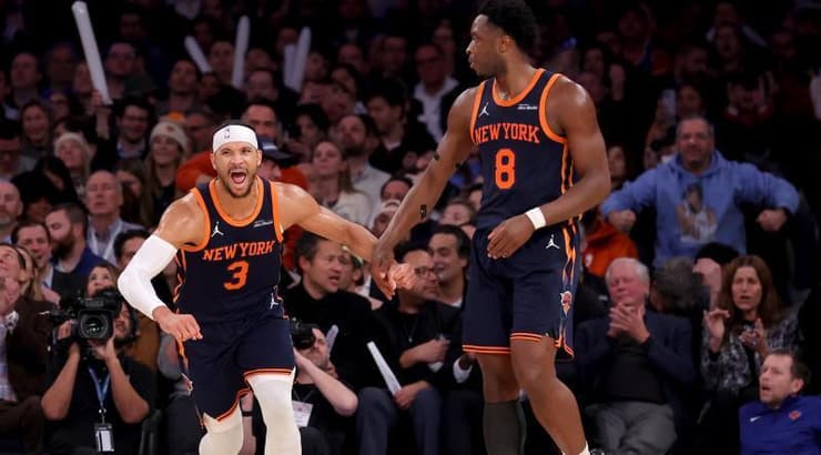 ג'וש הארט ואו ג'יי אננובי מרוצים (רויטרס) ג'וש הארט ואו ג'יי אננובי מרוצים