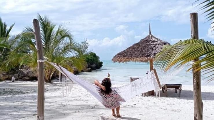 בית להחלפה בזנזיבר