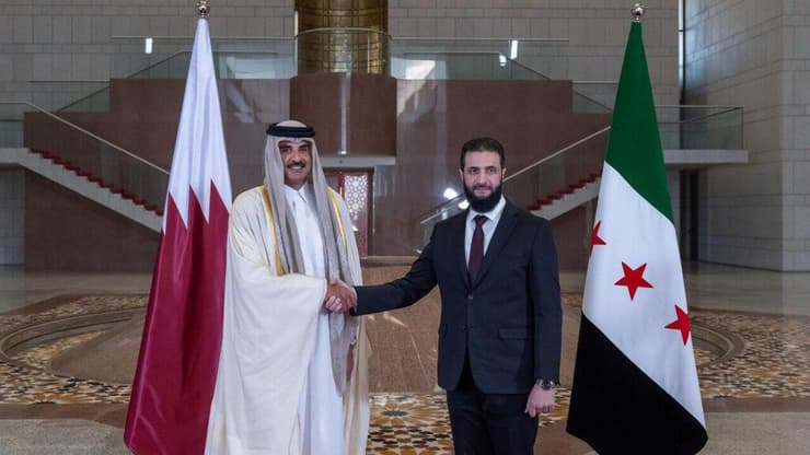 תמים בן חמד אל ת'אני אמיר קטאר עם אחמד א-שרע