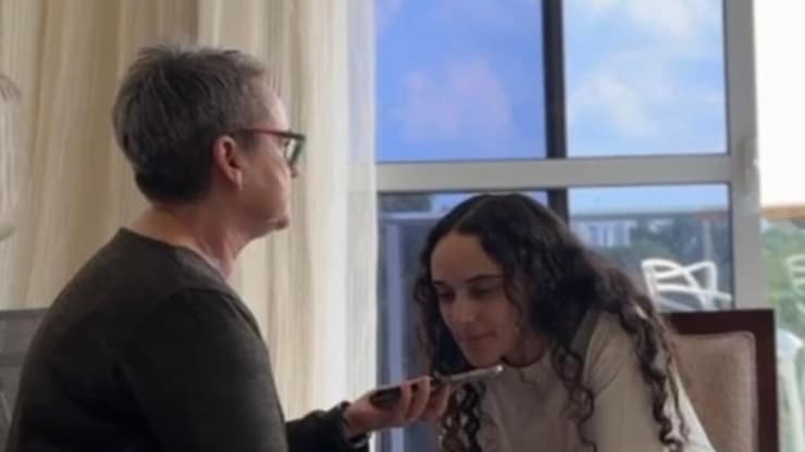 מנדי ואמילי דמארי יחד