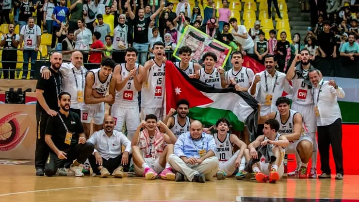 החליטה שלא להופיע. נבחרת ירדן (צילום: FIBA PHOTOS) נבחרת ירדן