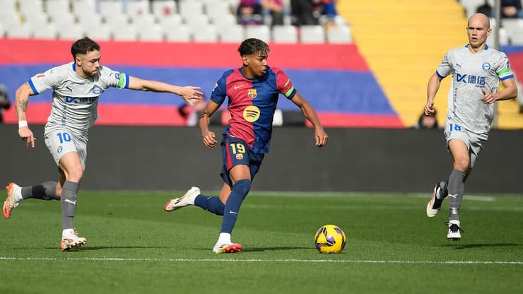 בלתי ניתן לעצירה. ימאל (צילום: Josep LAGO / AFP) ימאל