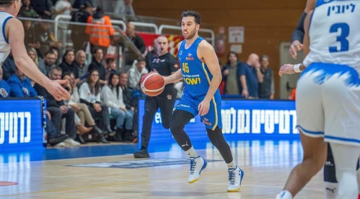 תמיר בלאט (רועי כפיר)  תמיר בלאט