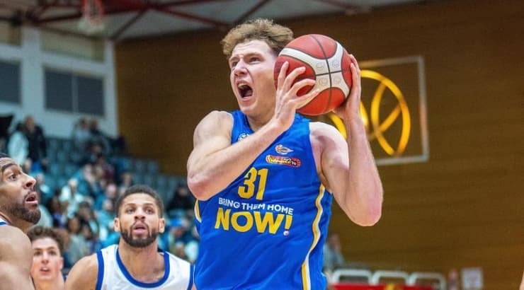 רוקאס יוקובאיטיס (רועי כפיר)  רוקאס יוקובאיטיס