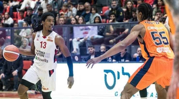 מרקוס קאר מול ג'רום מייסי