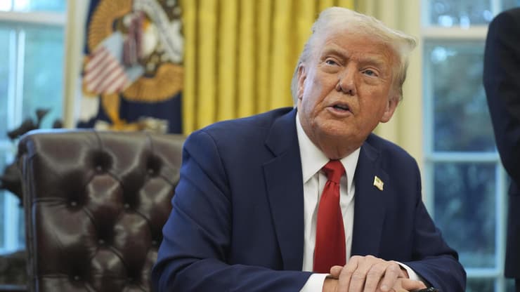 נשיא ארה"ב דונלד טראמפ (צילום: AP Photo/Evan Vucci) נשיא ארה"ב דונלד טראמפ