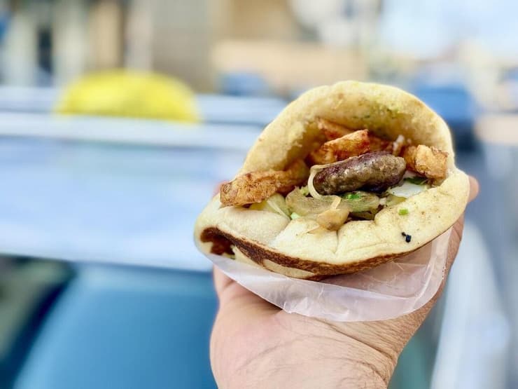 תור ארוך. ״אגדה של קבב״