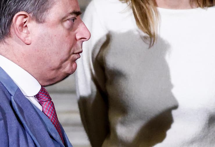 ראש ממשלת בלגיה ה חדש בארט דה ויבר