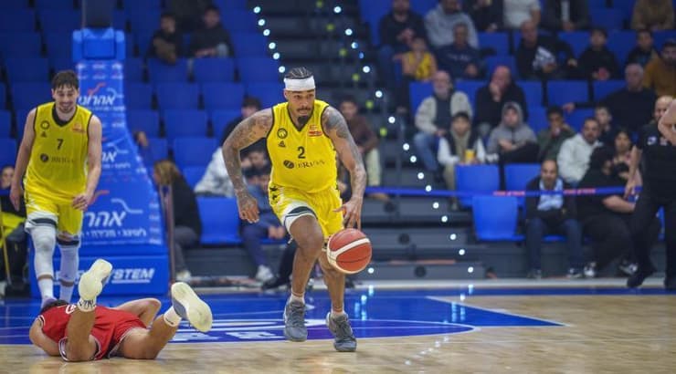 קיילר אדוארדס (רועי כפיר) קיילר אדוארדס