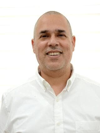 עו"ד צביקה ציפוק