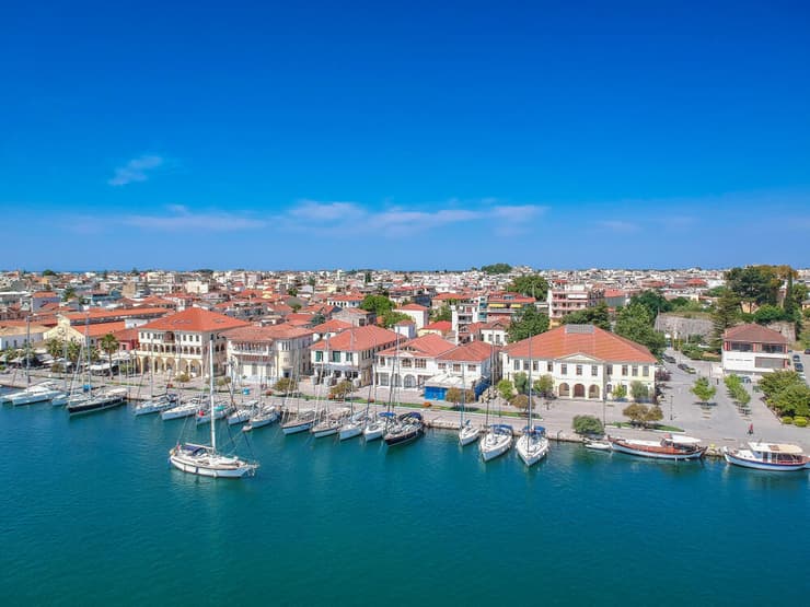 פרבזה, יוון