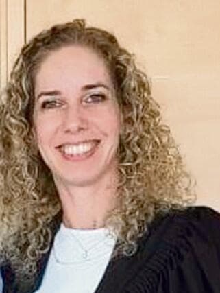 עו"ד שירי רום (צילום: מהאלבום הפרטי) עו"ד שירי רום