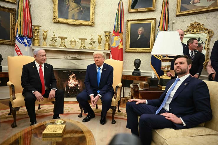 ראש הממשלה בנימין נתניהו נפגש עם נשיא ארה"ב דונלד טראמפ בבית הלבן