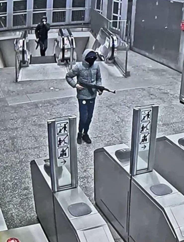 בלגיה בריסל חיפושים מצוד תחנות רכבת תחתית מנהרות חמושים חשודים